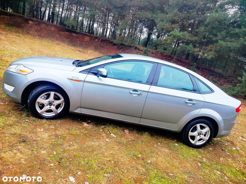 Ford Mondeo 1.6 Ghia X - 7