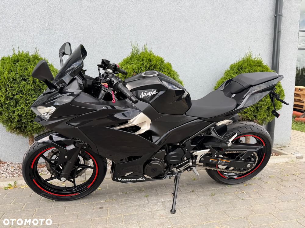 Kawasaki Ninja 400 - 6