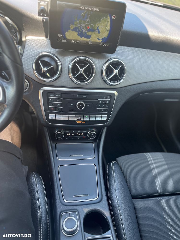 Mercedes-Benz GLA 220 d 7G-DCT AMG Line - 9
