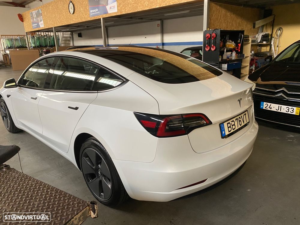 Tesla Model 3 Long Range Tração Traseira - 18