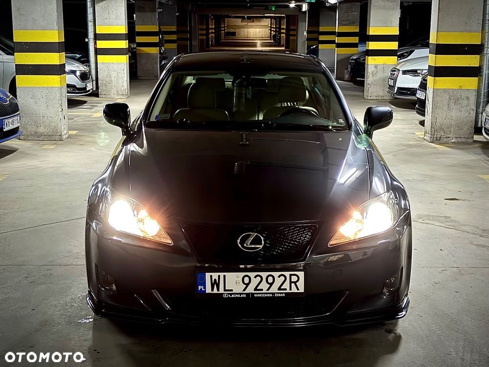 Lexus IS 250 Prestige - 16