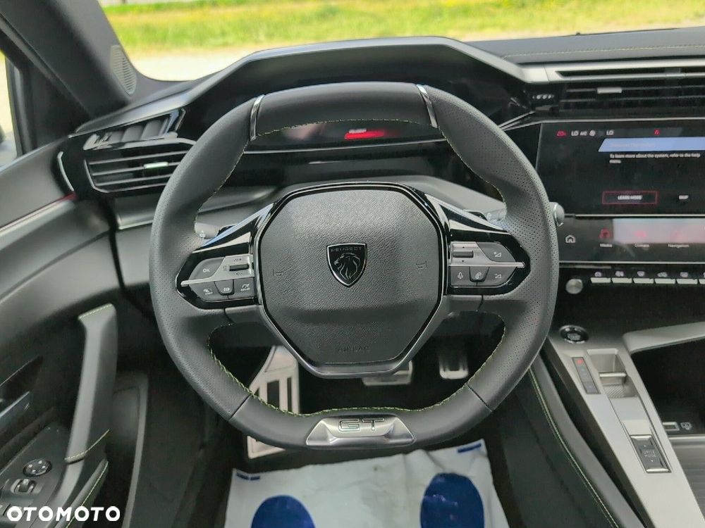 Peugeot 308 1.2 PureTech GT S&S EAT8 - 11