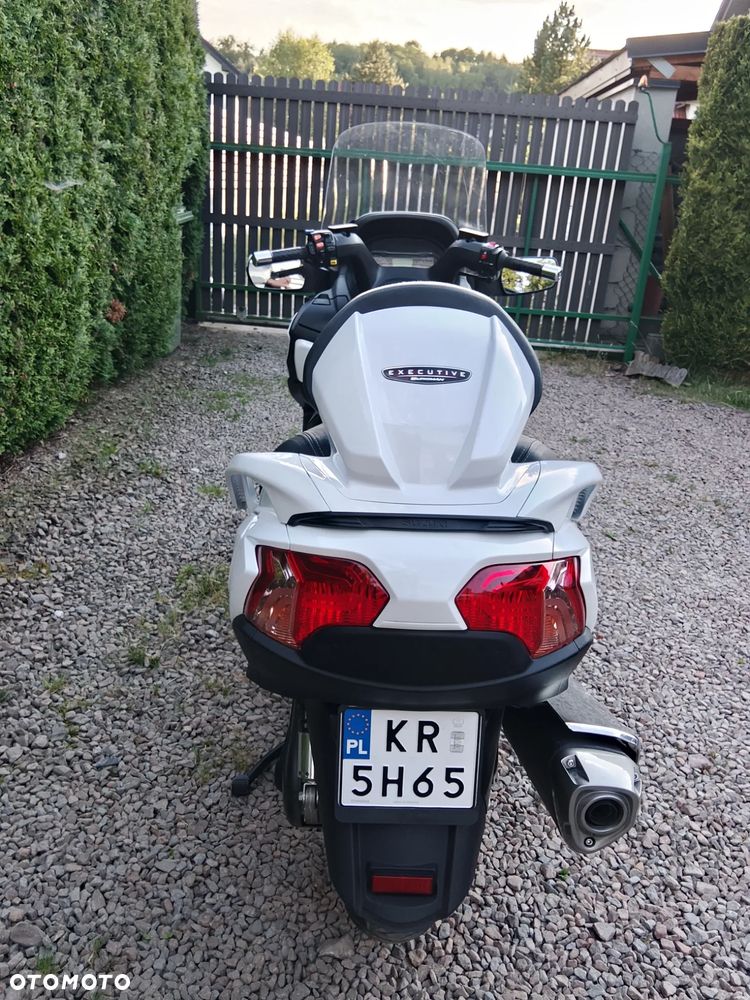 Suzuki Burgman - 17