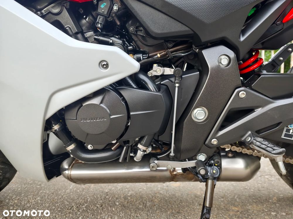 Honda CBR - 15