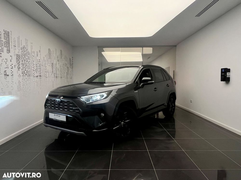 Toyota RAV4 - 1