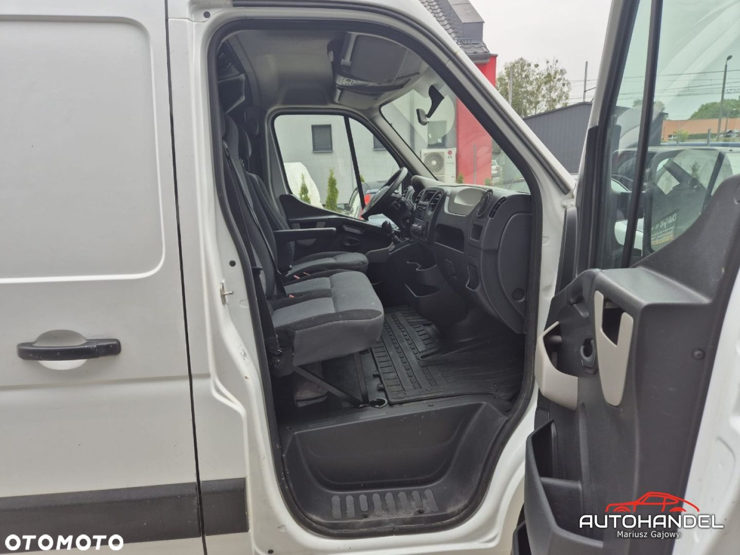Nissan NV400 - 17