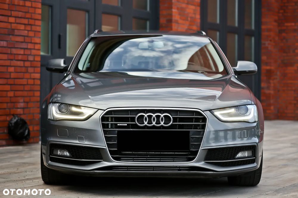 Audi A4 Avant 2.0 TDI DPF quattro S tronic S line Sportpaket - 6