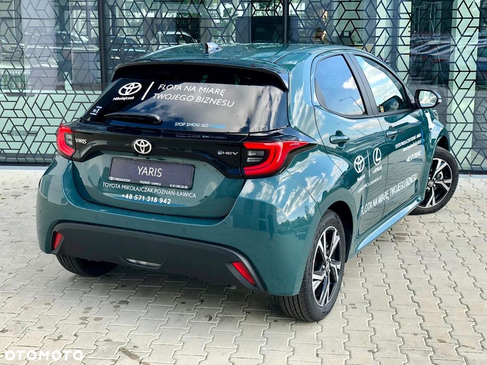 Toyota Yaris Hybrid 1.5 Style - 12