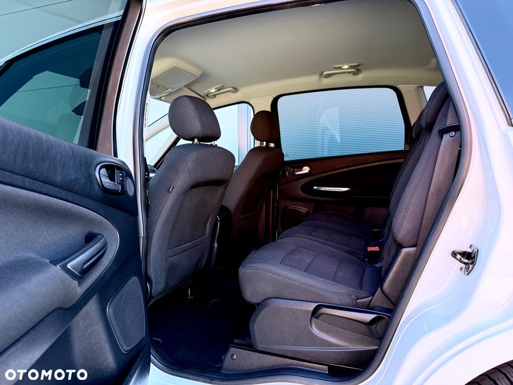 Ford S-Max 2.2 TDCi DPF Durashift-6-tronic Titanium - 25