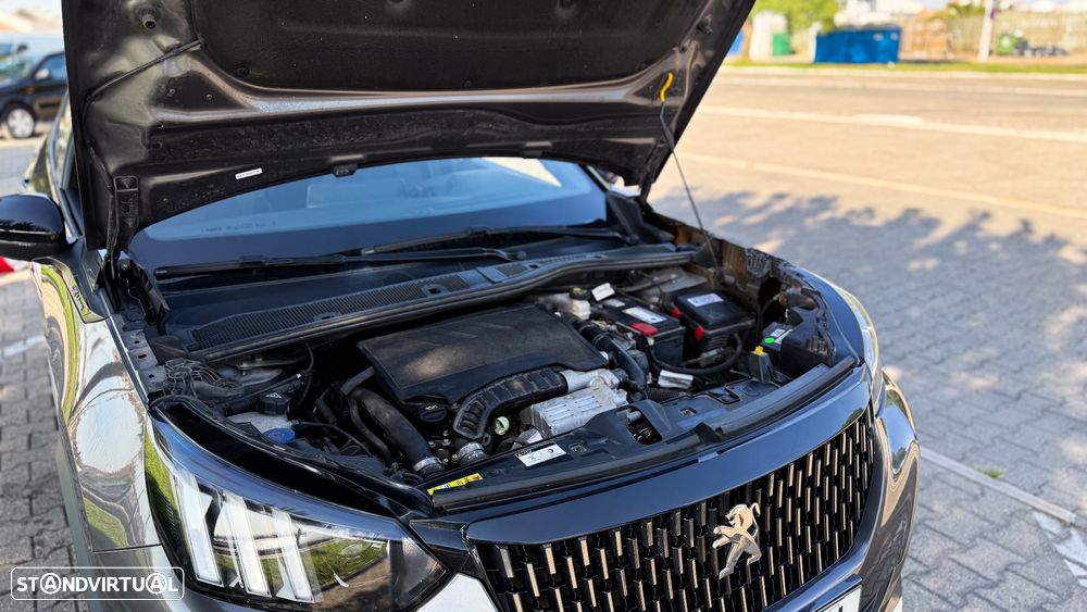 Peugeot 2008 1.2 PureTech GT Line - 16