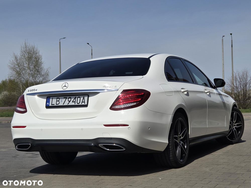 Mercedes-Benz Klasa E 220 d 4-Matic 9G-TRONIC - 7