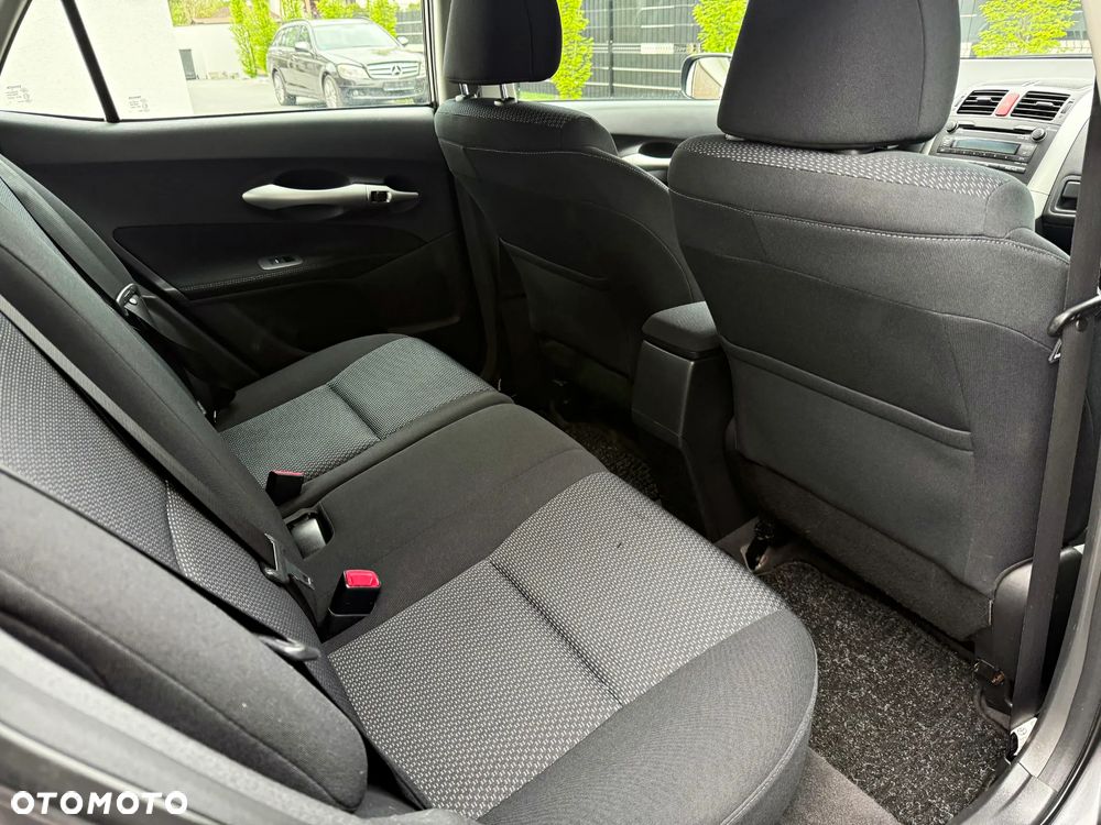 Toyota Auris 1.6 Life - 28