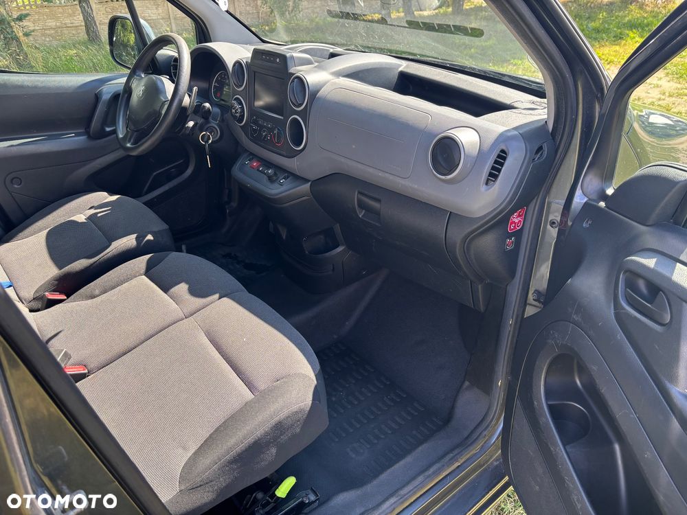 Peugeot Partner - 8