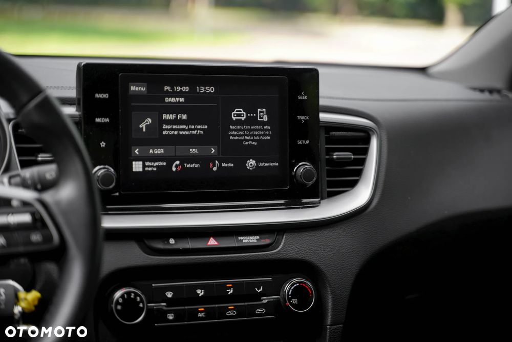 Kia Ceed 1.5 T-GDI Business Line Plus DCT - 21