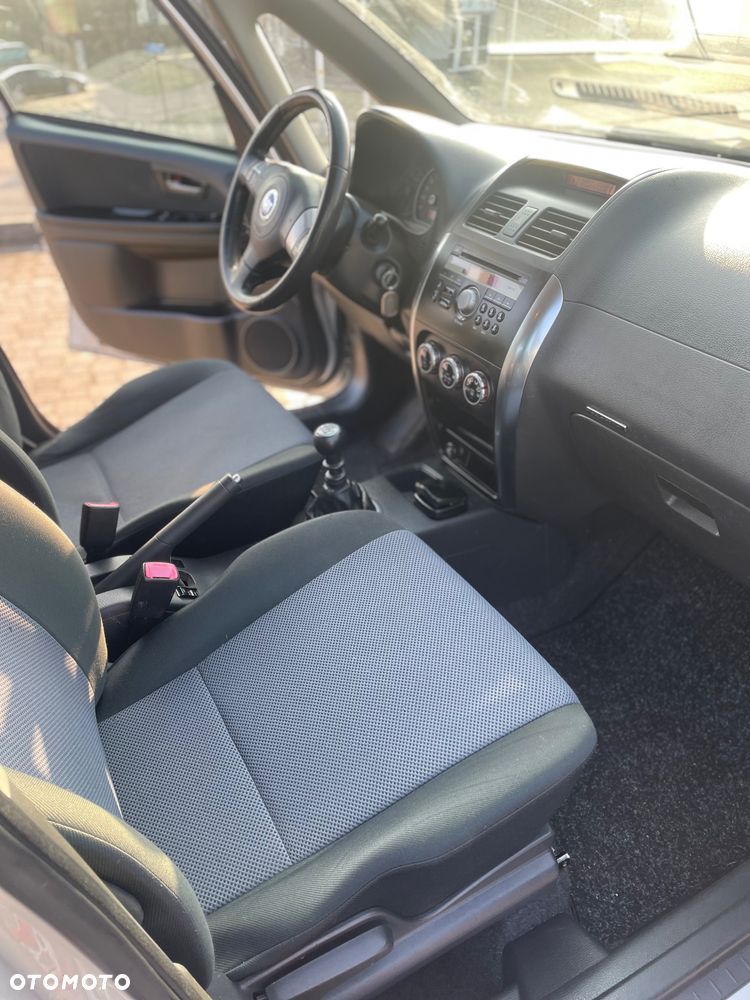 Fiat Sedici 1.9 Multijet DPF 4x4 Emotion - 20