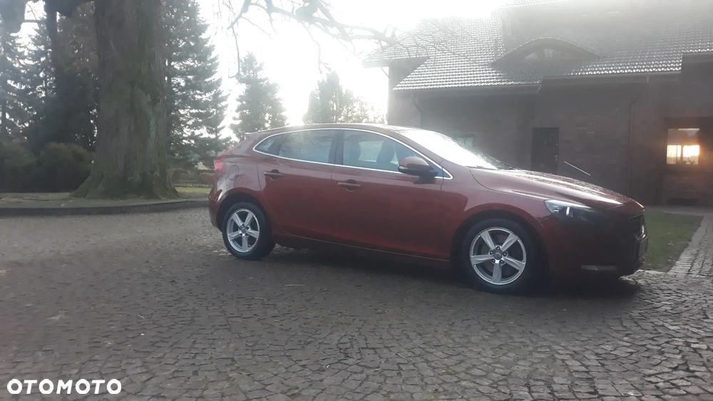 Volvo V40 D3 Momentum - 6