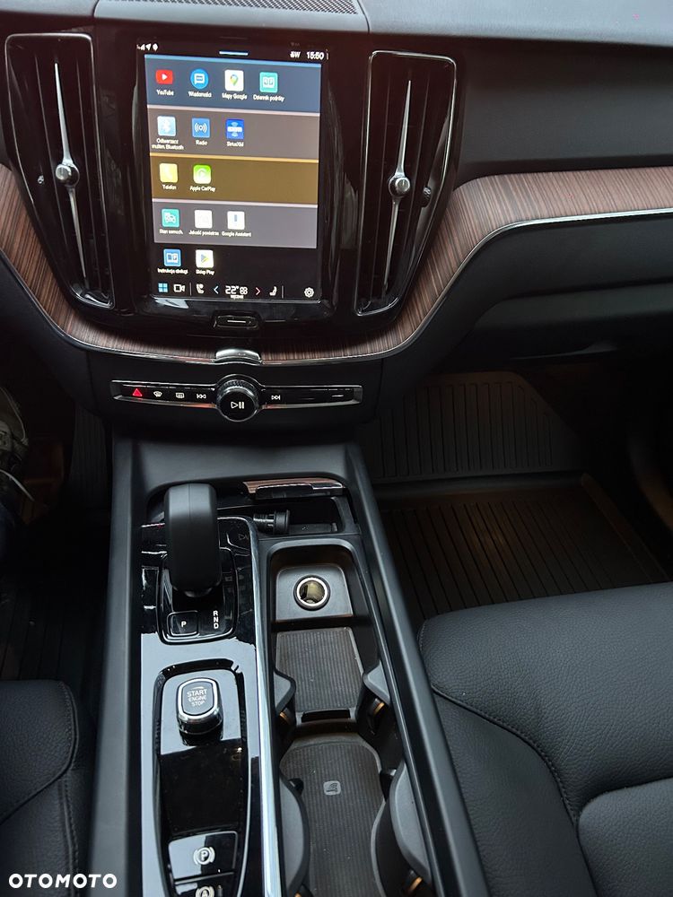 Volvo XC 60 T8 AWD Recharge Geartronic RDesign - 16