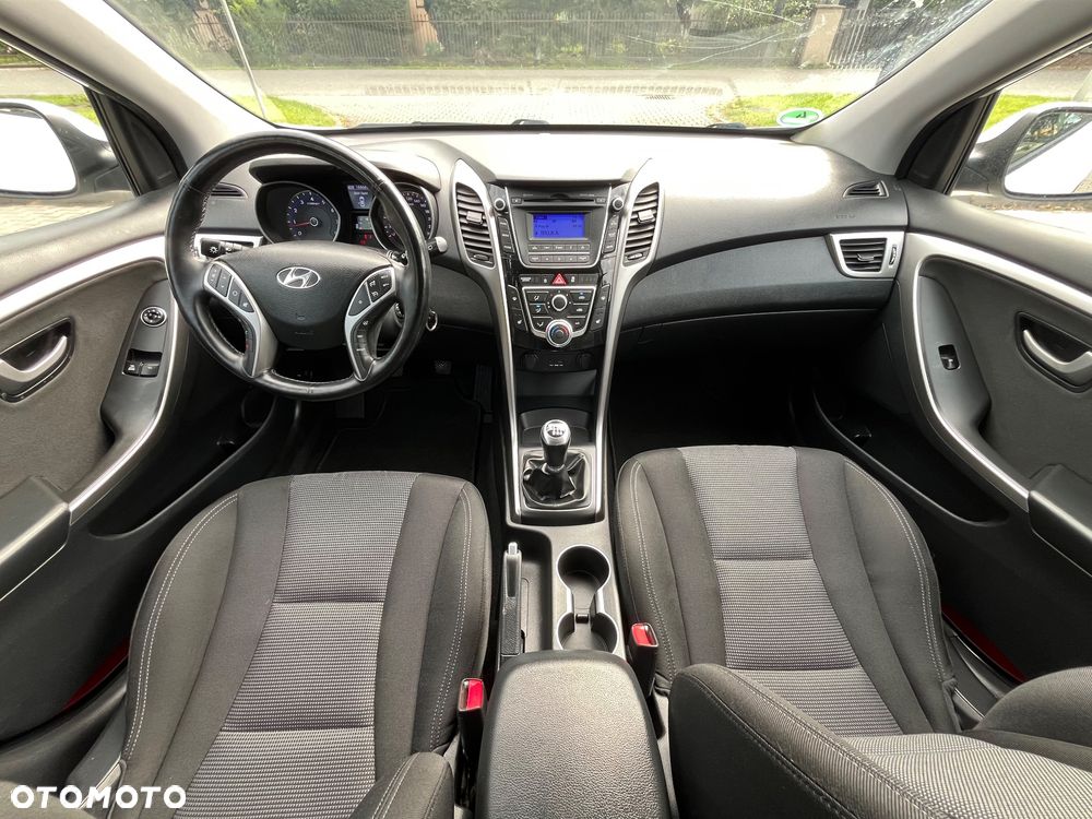 Hyundai i30 blue 1.4 Classic - 18