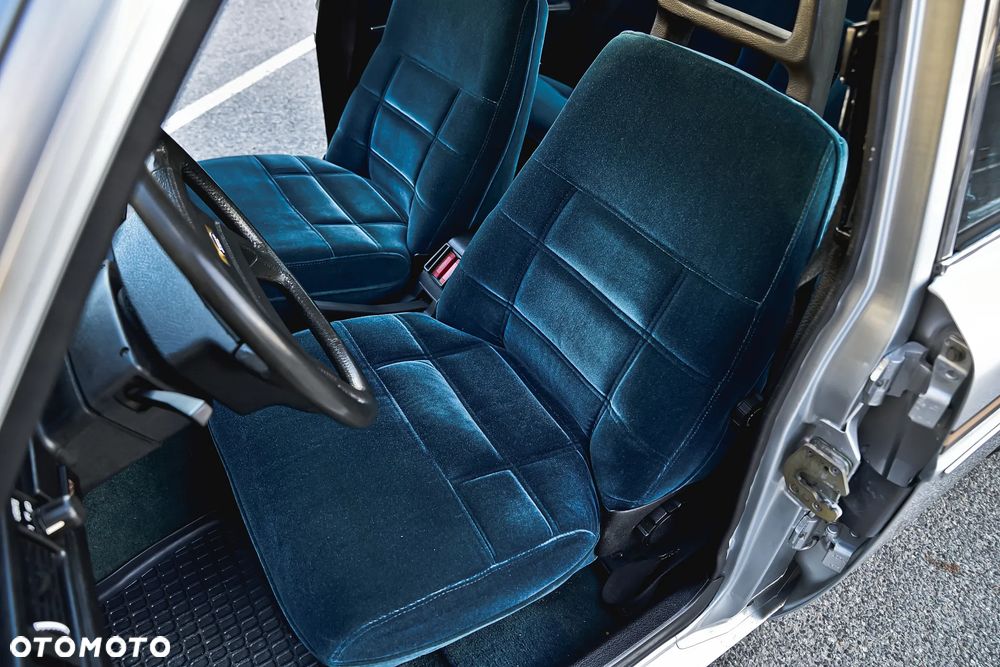 Volvo Seria 200 - 10