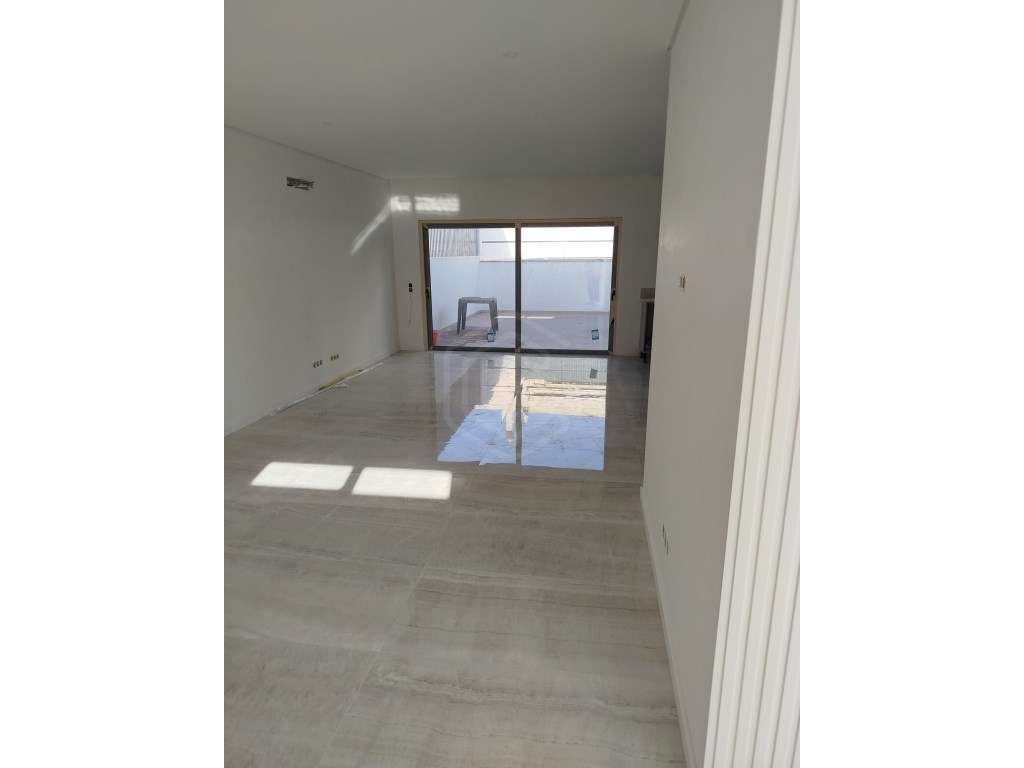 Moradia T3 com piscina em Moncarapacho, Algarve - Grande imagem: 5/15