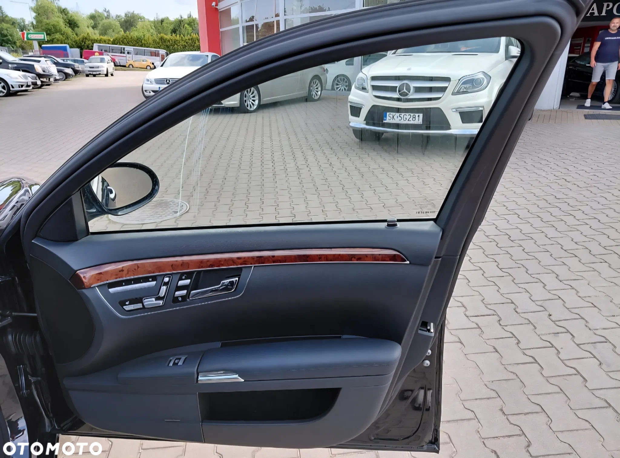 Mercedes-Benz Klasa S 500 4-Matic - 16