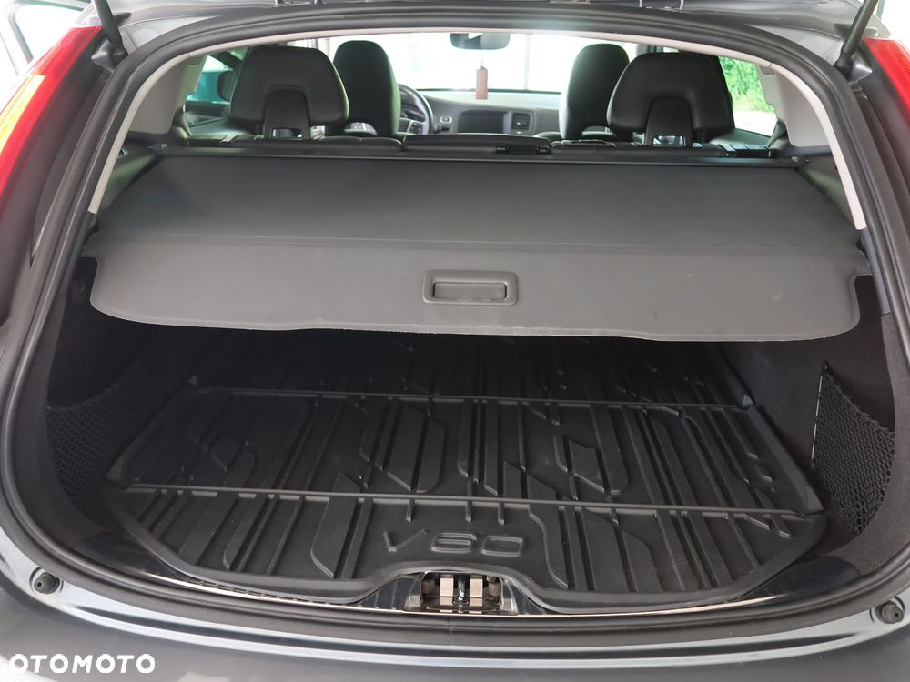 Volvo V60 Cross Country T5 AWD Geartronic - 16