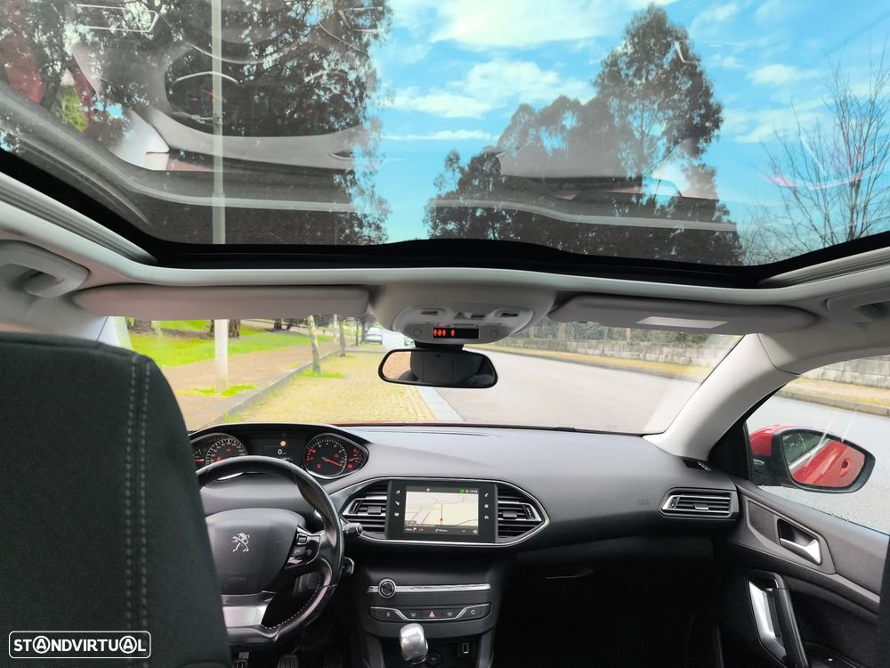 Peugeot 308 SW 1.2 PureTech Allure Pack - 9