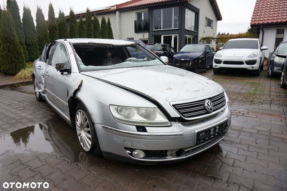 VOLKSWAGEN PHAETON  2004 LG9R 4.2 FSI V8 BGH 335KM GUL SREBRNY na części - 7