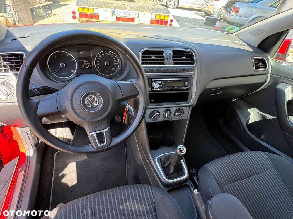 Volkswagen Polo 1.4 16V Highline - 8