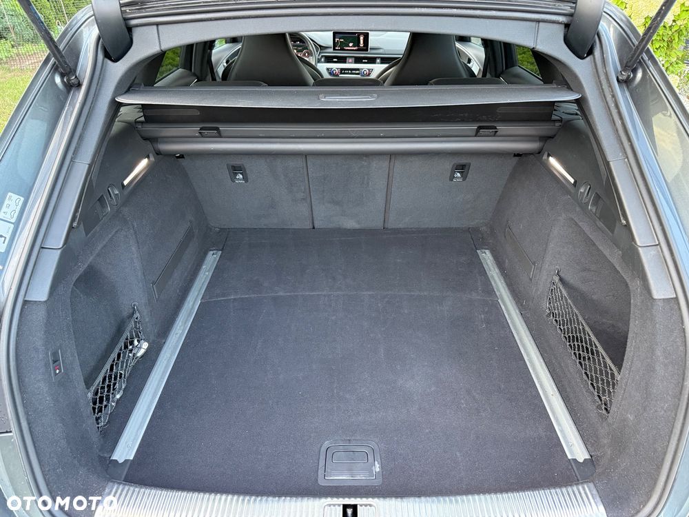 Audi A4 Avant 40 TDI Quattro S Line S tronic - 23