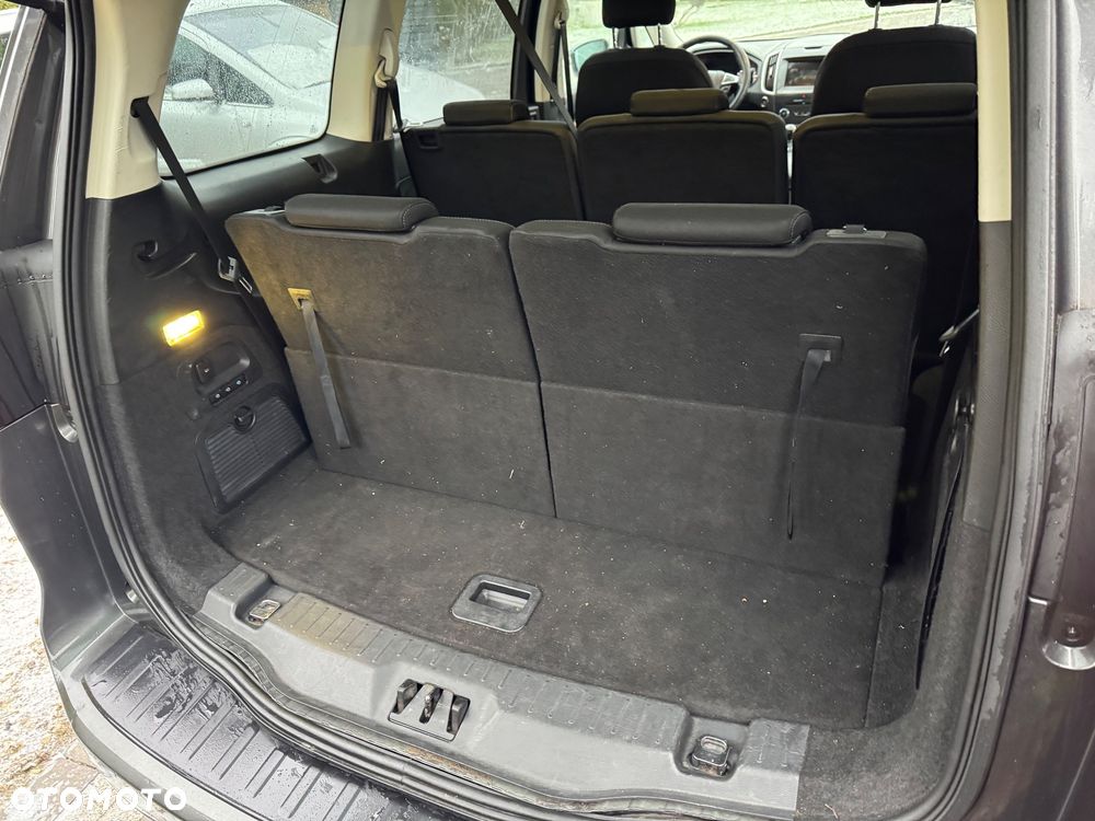 Ford Galaxy 2.0 TDCi Trend - 9