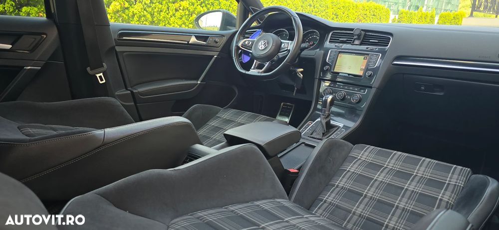 Volkswagen Golf GTD (BlueMotion Technology) DSG - 13