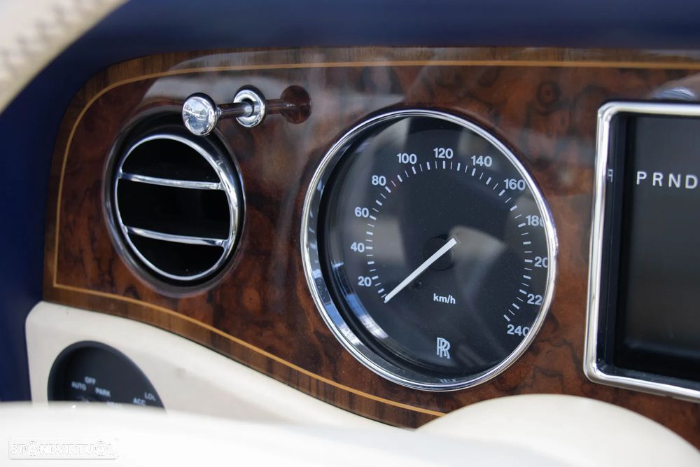 Rolls Royce Corniche Standard - 43