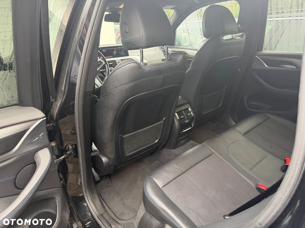 BMW X3 xDrive20d - 8