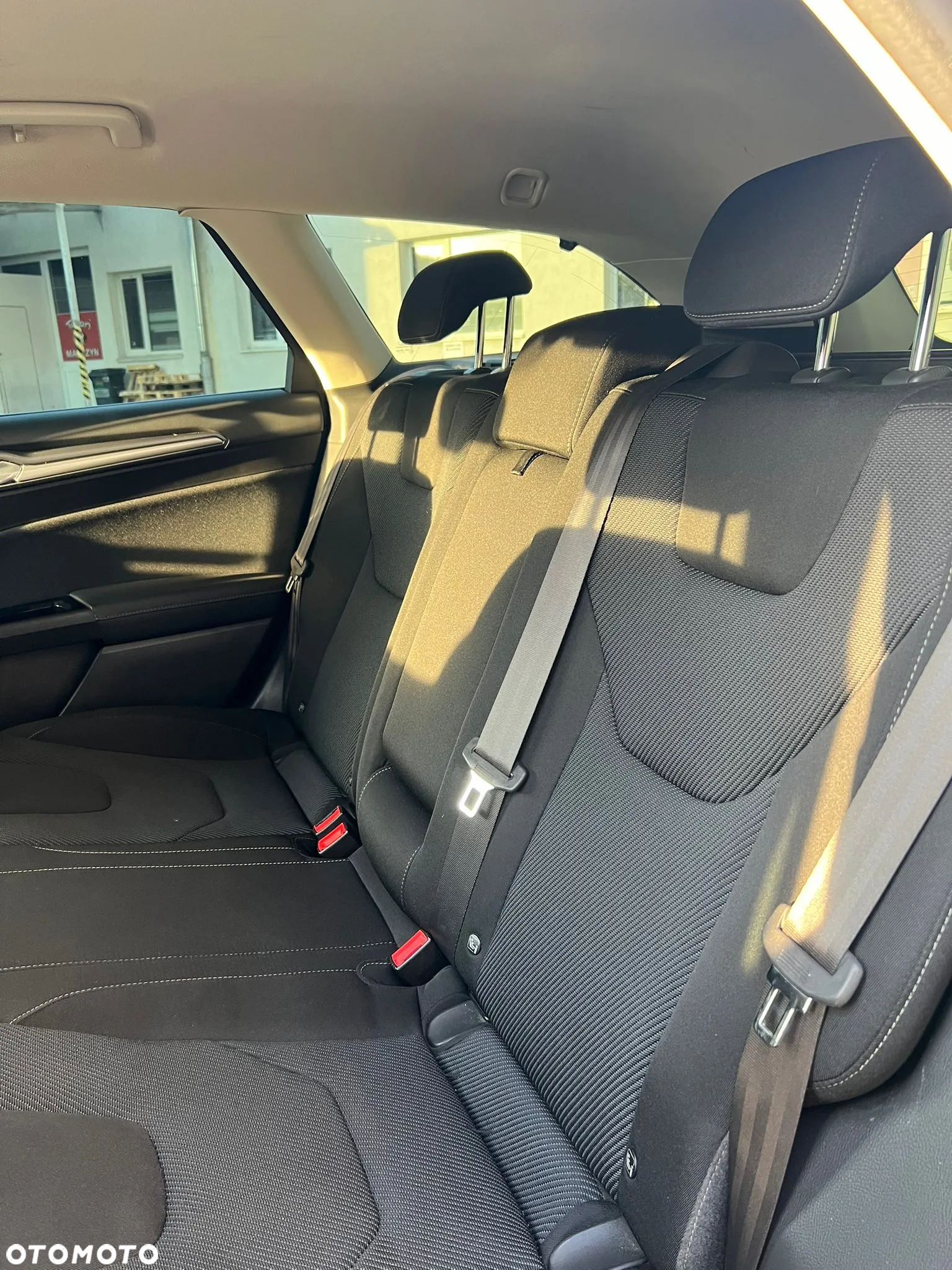 Ford Mondeo 2.0 EcoBoost Titanium - 29