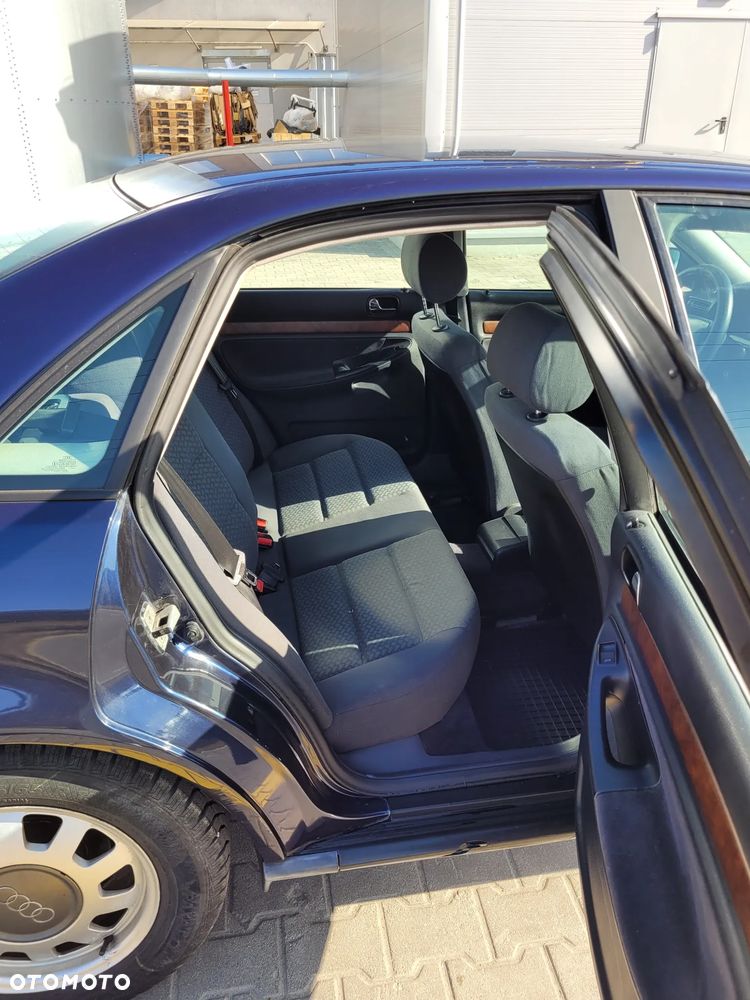 Audi A4 Limousine 1.8 - 29