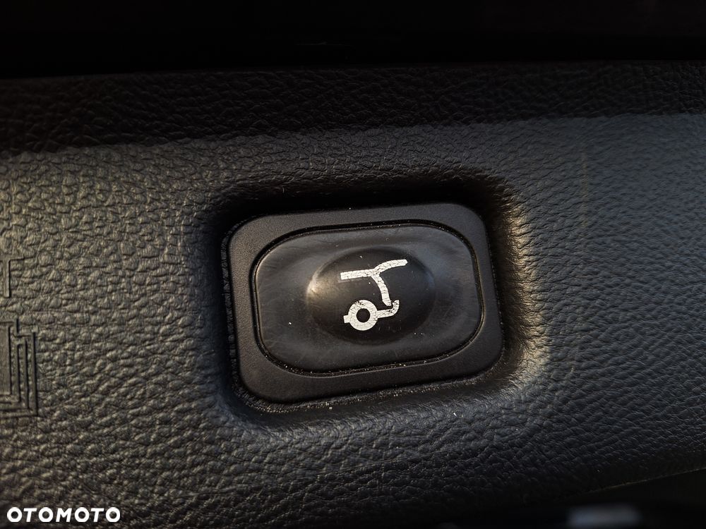 Ford S-Max 2.0 EcoBlue Titanium - 13