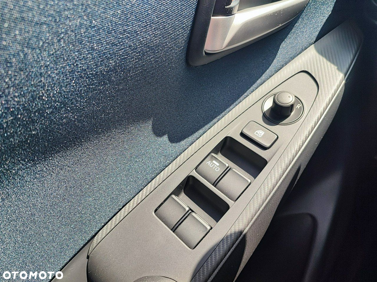Mazda 2 SKYACTIV-G 90 Exclusive-Line - 12