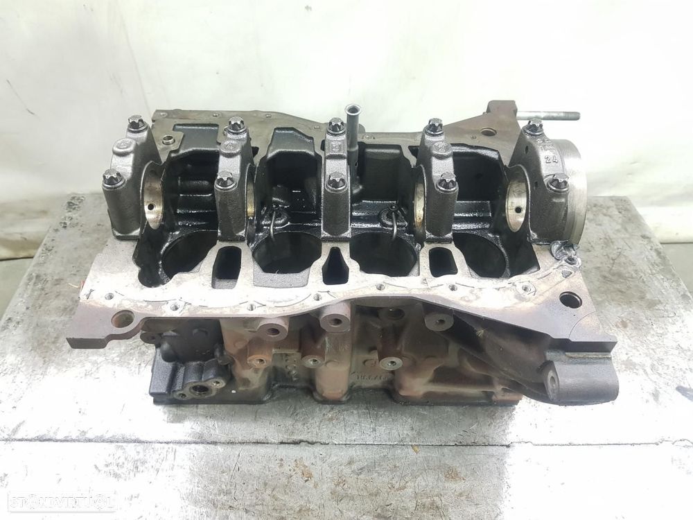 BLOCO DO MOTOR DACIA DUSTER I - 1