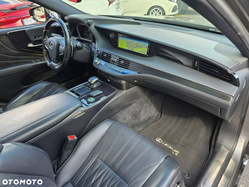 Lexus LS 500h Business Edition AWD - 28