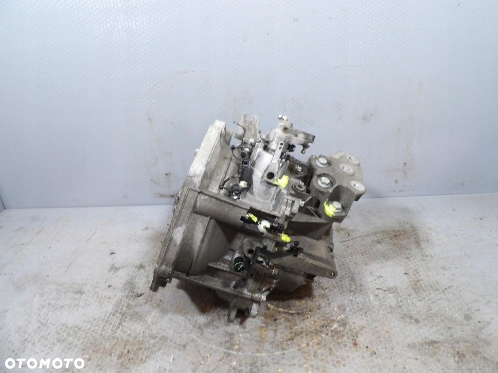 OPEL ASTRA K 1.4T SKRZYNIA BIEGÓW MANUALNA M32OLE2 55590820 - 4