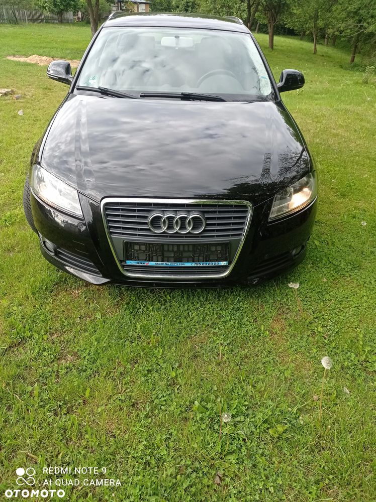 Audi A3 Sportback - 1
