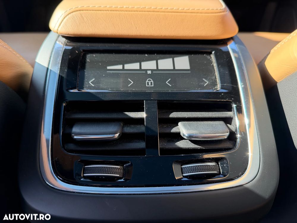 Volvo XC 60 D4 Geartronic Inscription - 19