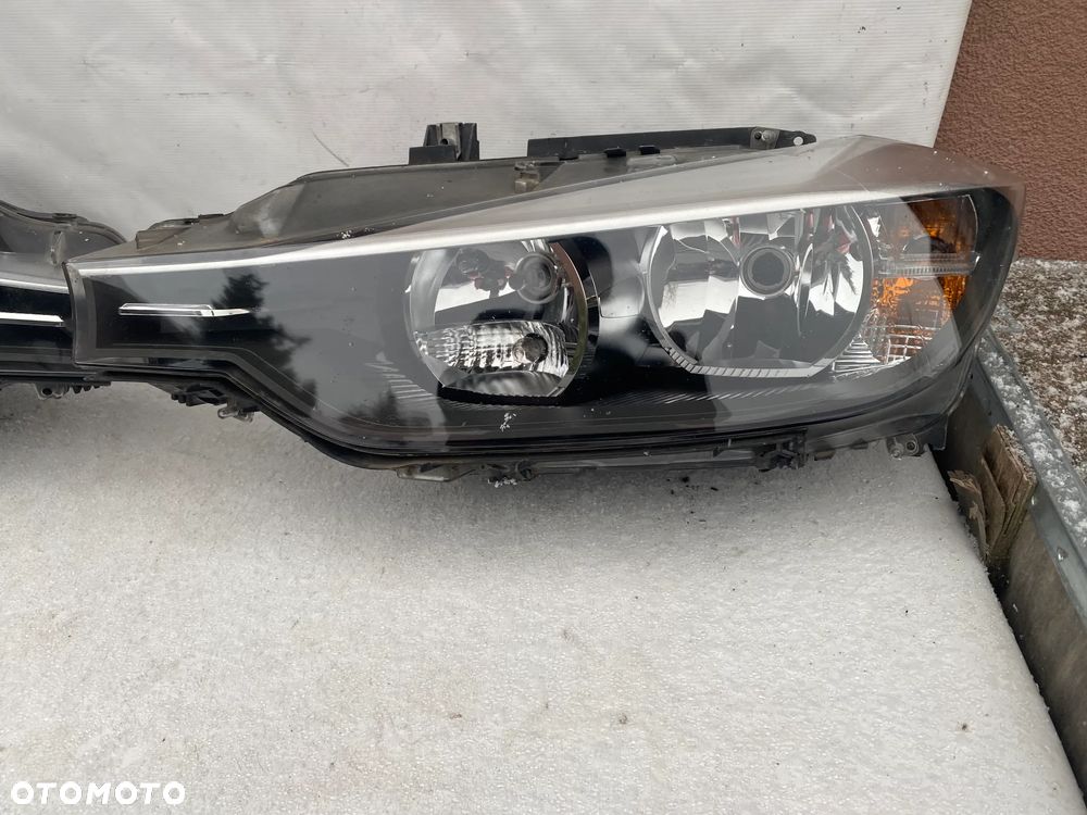 lampy bmw 3 F30 zwykłe komplet EU całe - 2