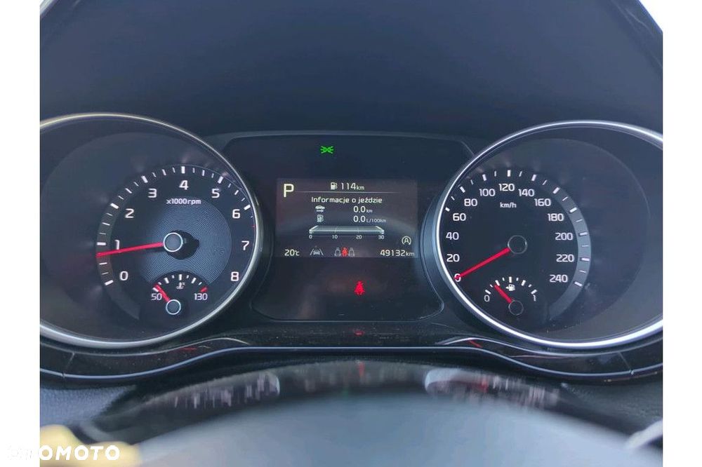 Kia Ceed - 11
