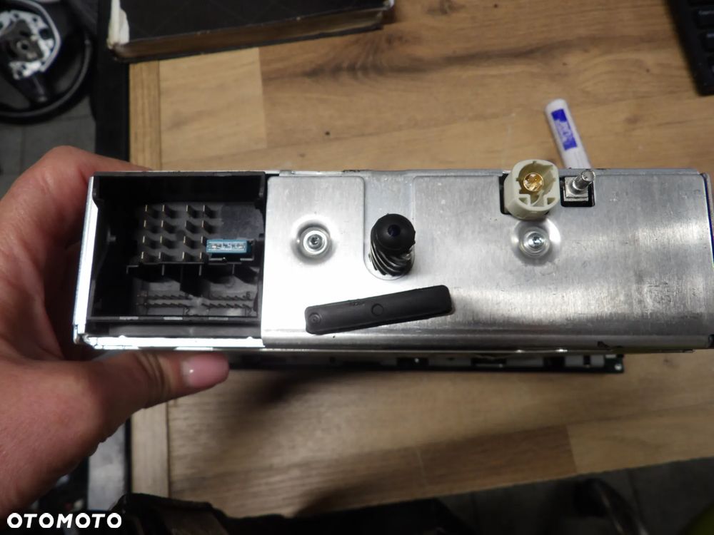 BMW - E84,X1 - RADIO , CD , BLUETOOTH - PROFESSIONAL - 9283711 - 2