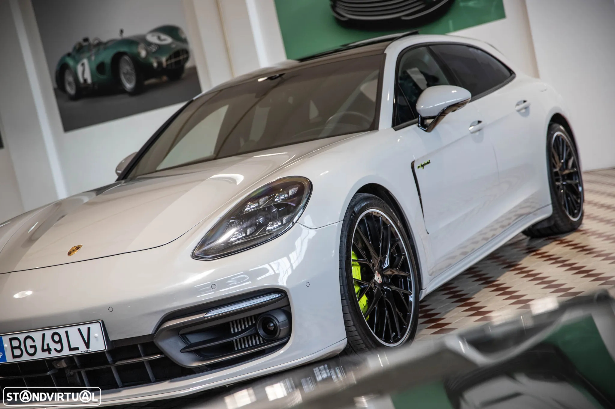 Porsche Panamera Sport Turismo 4 E-Hybrid - 5