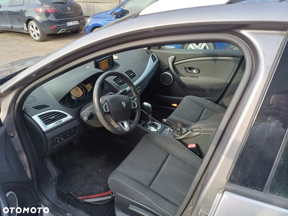 Renault Megane dCi 110 FAP EDC Dynamique - 9