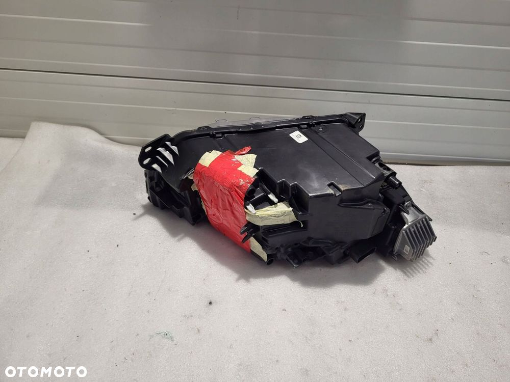 volvo xc40 mid led przód strona lewa 31655988 - 5