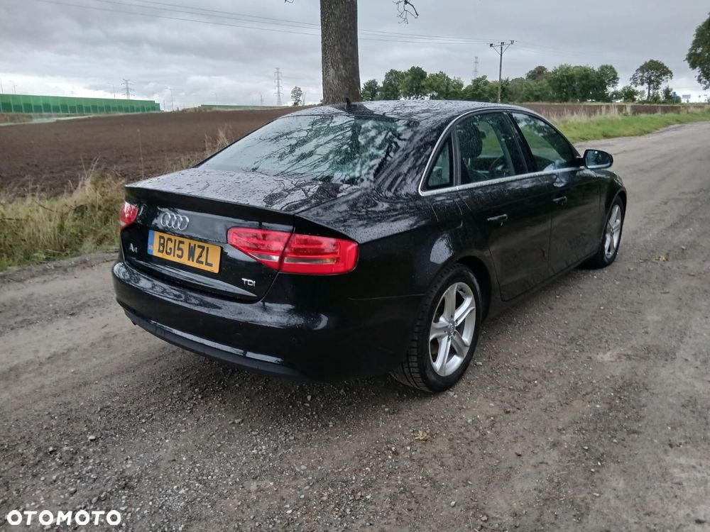 Audi A4 Limousine - 5